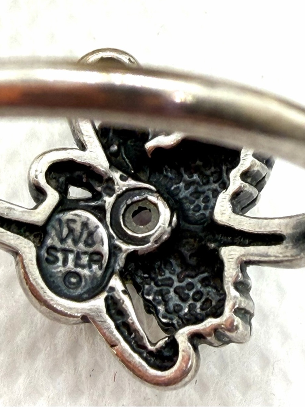 Sterling Silver & Black Hills Gold Plated Floral Leaf Ring with Purple Stone - Picture 6 of 6